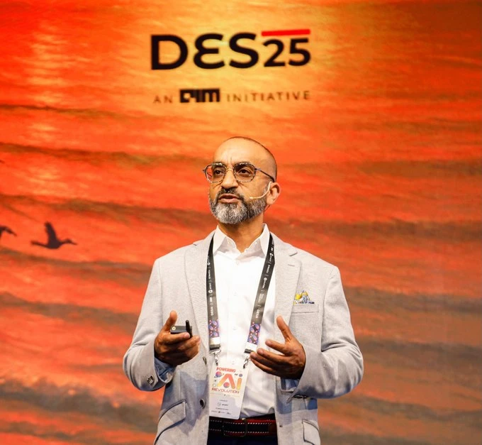 Speaker on stage at the Data Engineering Summit